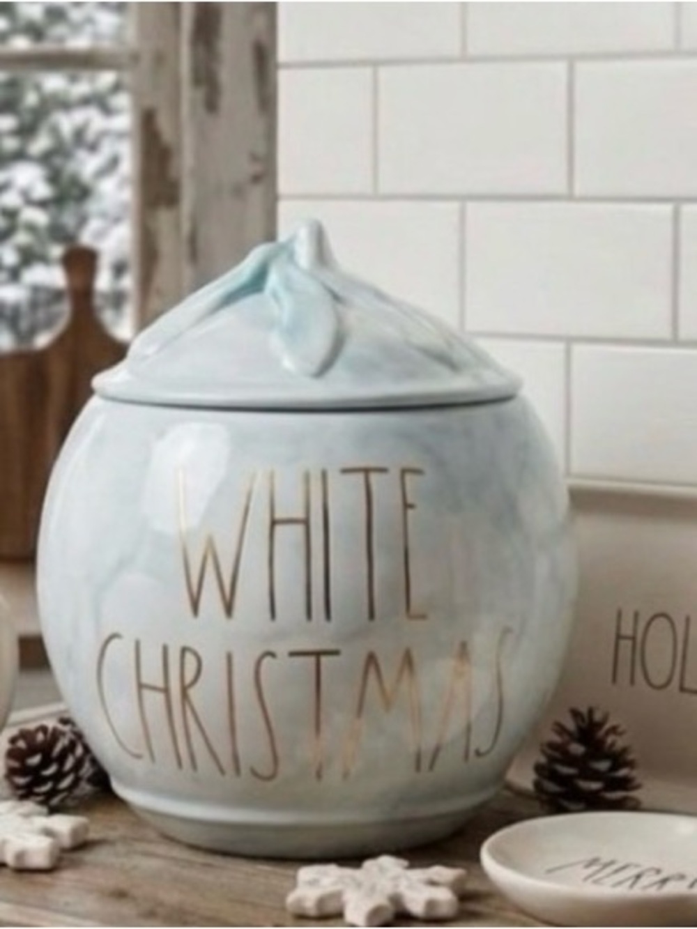 2022 🩷 New Rae Dunn White Christmas Ornament Cookie Jar/Canister with Lid